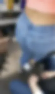 Thick ass right in front of my face
