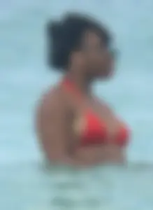 Bikini girls