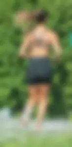 Suns out, buns out. Tight ass jogger in black