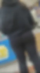 Brunette pawg getting a hot pretzel