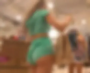 RUSSIAN SHORTS GRABED ON THIS BEAUTIFUL ASS (NOT OC)