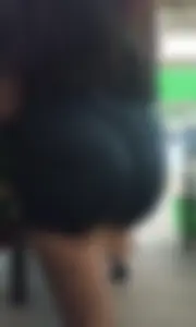 5/10 Perfect ass latina milf [OC]
