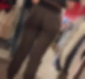 College PAWG with perfect bubble ass w/ Closeups