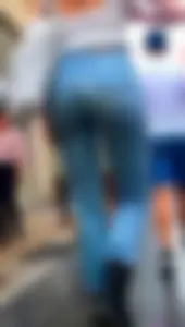 Hot arse in levis jeans [not oc]