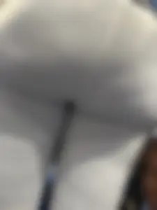 HUGE ASS UPLOSE LULULEMON