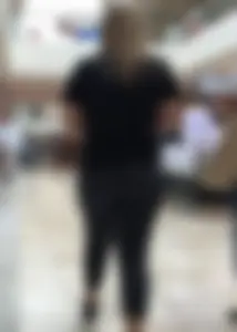 PAWG at the mall in tight grey leggings