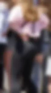 Girl with a great round ass in tight leggings