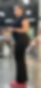 [OC] HOT Latina Big ASS Yoga pants VPL at grocery store