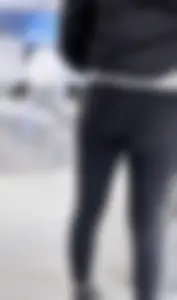 Tall glasses girl shopping in leggings