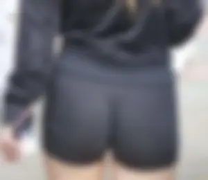 Juicy hoody teen in short shorts with vtl