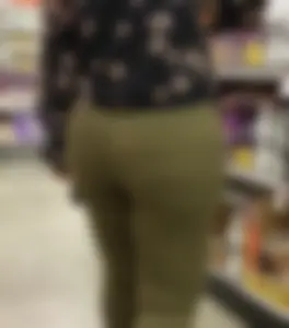 Huge Ass PAWG at Target [OC]