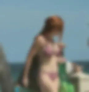 Florida beach and bikini girls