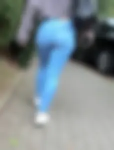 Sexy Ass In Tight Jeans VPL