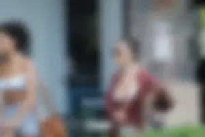 Candid Florida beach and bikini girls