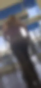 Slim thicc Walmart babe
