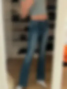Hottie showing her bottom