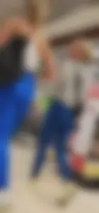 Grocery store hotties wearing tight leggings [Always OC]