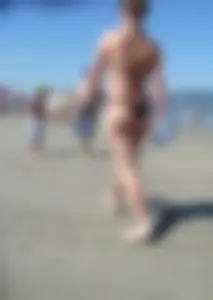 Thick bodied milf walking the beach in her black thong bikini praia especial