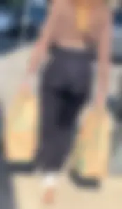 Insane Whole Foods fit girl