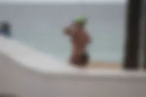 Florida beach and bikini girls