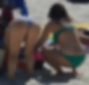Bikini girls
