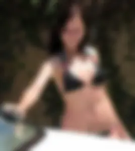 Sexy bikini car wash girls