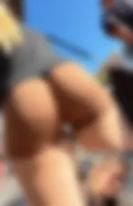 Amazing fit ass blonde