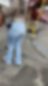 Booty in jeans (OC)