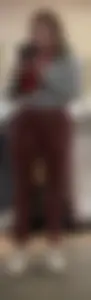outrageously fat ass on this lulu employee