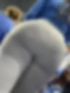 HUGE ASS UPLOSE LULULEMON