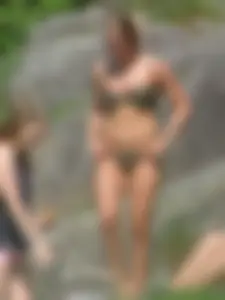 Bikini girls
