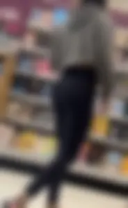 Amazing bubble butt college girl
