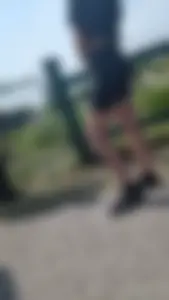 AMAZING very slim Girl in short black legging. oc