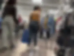 Phat Ass Puerto Rican Milf Can’t stop bending over in front of me / AE Jeans / Walmart