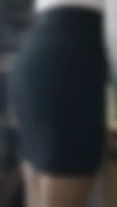 Candid college girl's ass and legs closeups in classroom: she's bending over desk