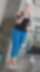 Slut in the gym booty stretchin’(O.C)