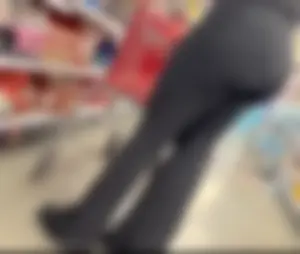 Latina milf Thicc