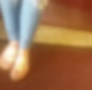 A bunch of nice girls' feed pics and vids