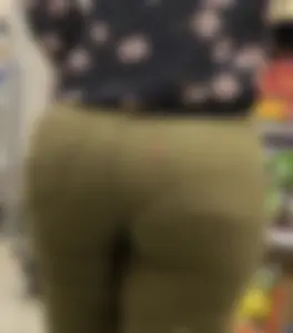 Huge Ass PAWG at Target [OC]