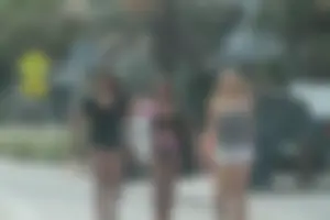 Florida beach and bikini girls