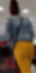 Yellow jello milf