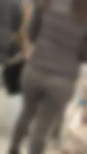 Nice thick ass in grey jeans
