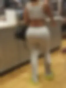 Big Azz w tits hanging in mall 3 parts