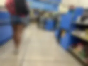 Pretty thick brown girl(oc)