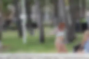 Candid Florida beach and bikini girls