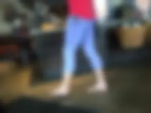 Starbucks milf sexy in light purple leggings with decent ass and mound