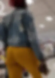 Yellow jello milf