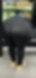 Chic magically reveals VPL with a sweet deep bendover‼️