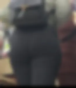 Latina leggings (shaking) market cap