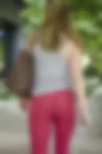 Thick blonde with a nice ass in pink leggings